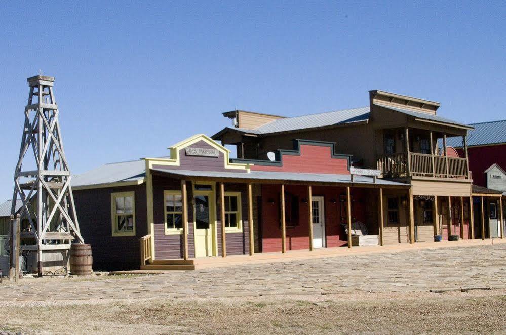 Beaumont Ranch Hotel Grandview Bagian luar foto